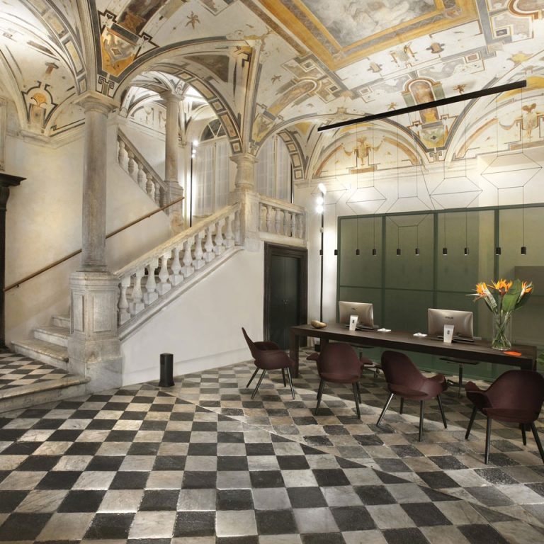 Palazzo Grillo, zeitlose Eleganz und Schönheit von Vibia beleuchtet